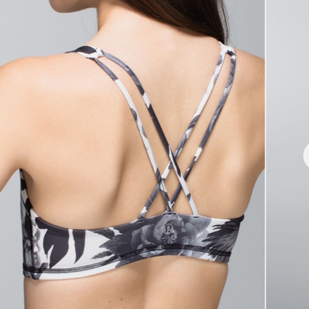 Lululemon Free To Be Bra